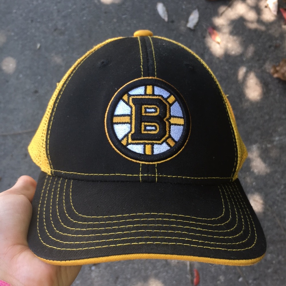 Boston Bruins hat